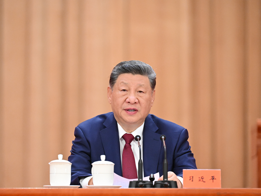 7月1日上午,庆祝中国共产党成立105周年大会在北京人民大会堂隆重举行。中共中央总书记、国家主席、中央军委主席习近平发表重要讲话。